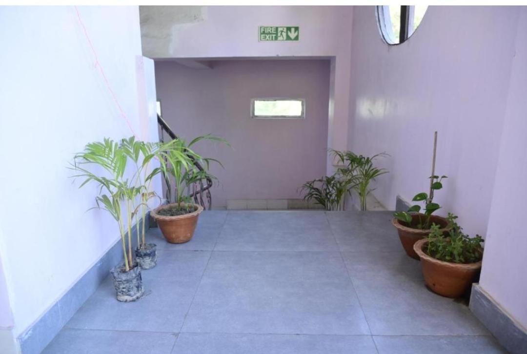 Quarto Inn Guwahati Eksteriør billede